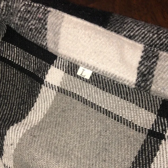 Plaid Button-Up Shirt Jacket - Picture 14 of 14